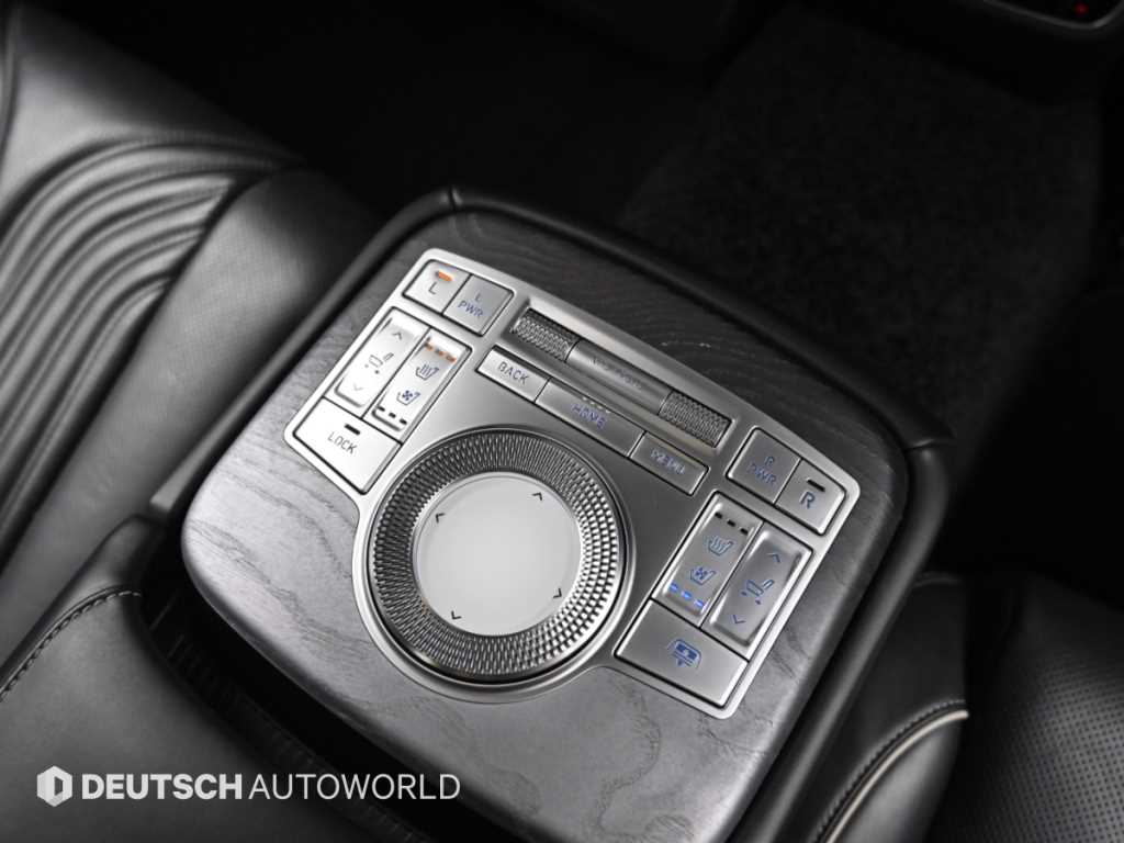 Genesis G80 — photo 16