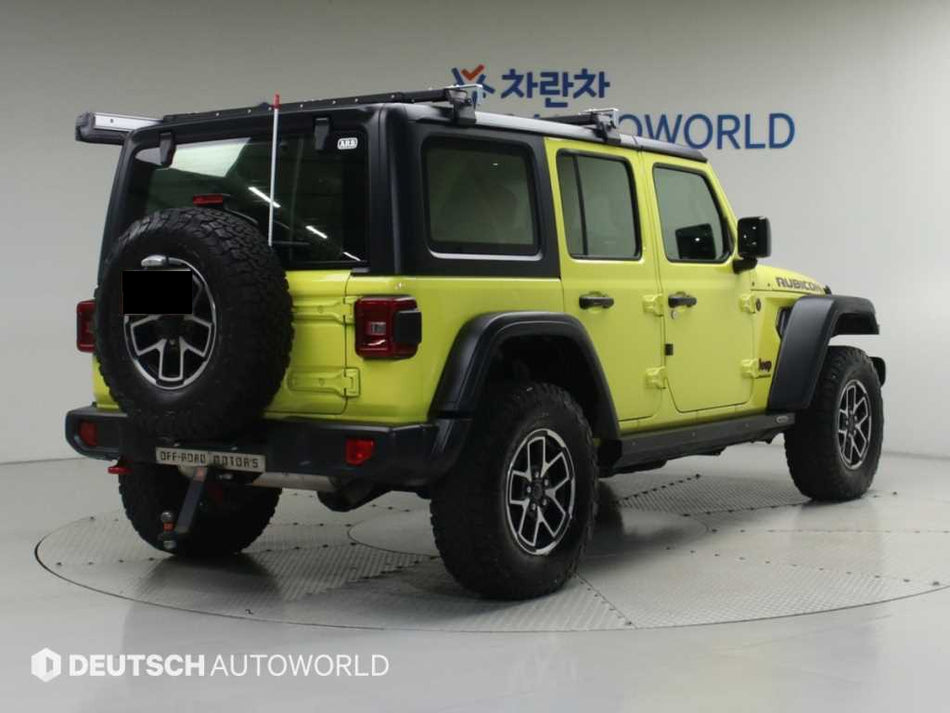 Jeep Wrangler — photo 02