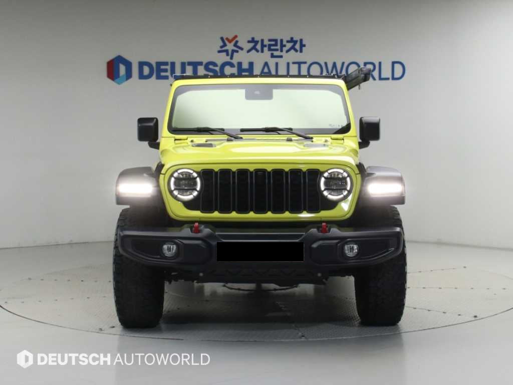 Jeep Wrangler — photo 03