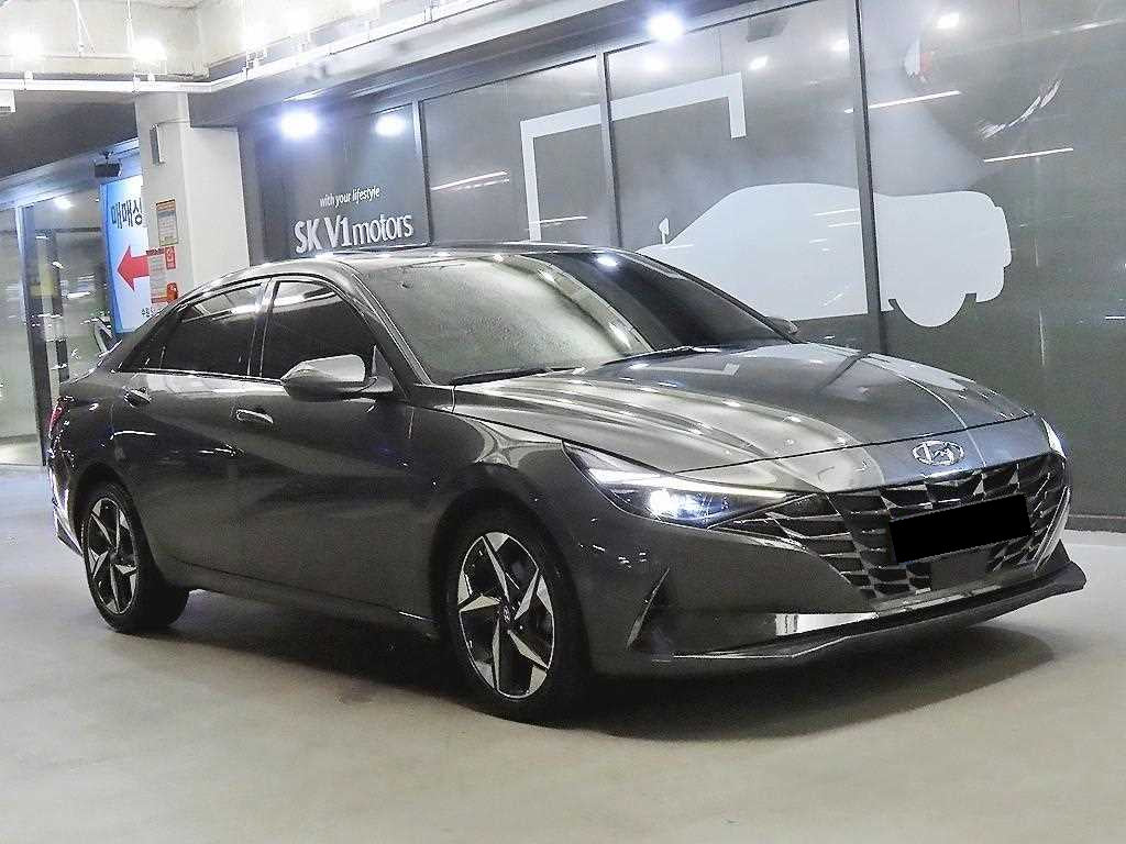 Hyundai Avante — photo 01