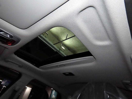 Hyundai Avante — photo 17
