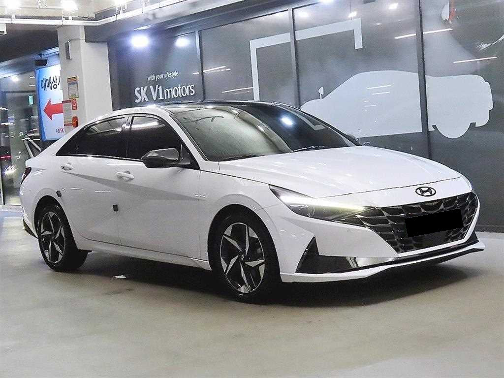 Hyundai Avante — photo 01