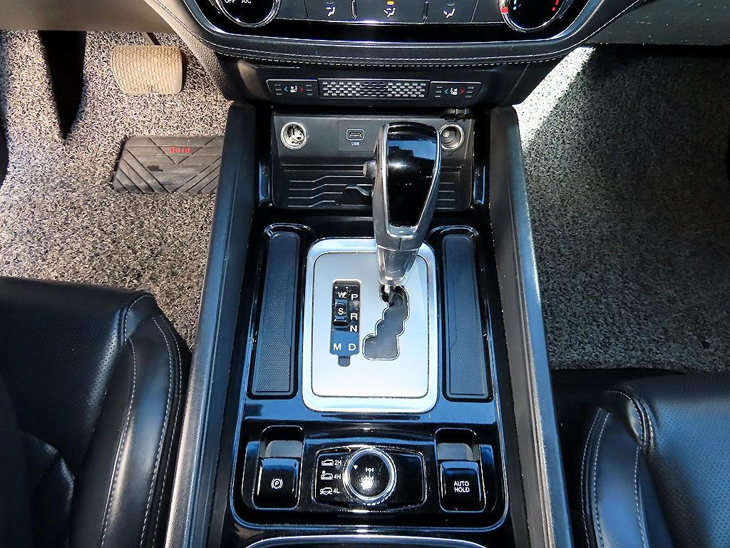 KGM Rexton — photo 10