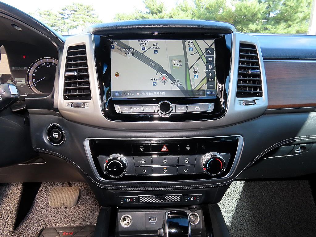 KGM Rexton — photo 12