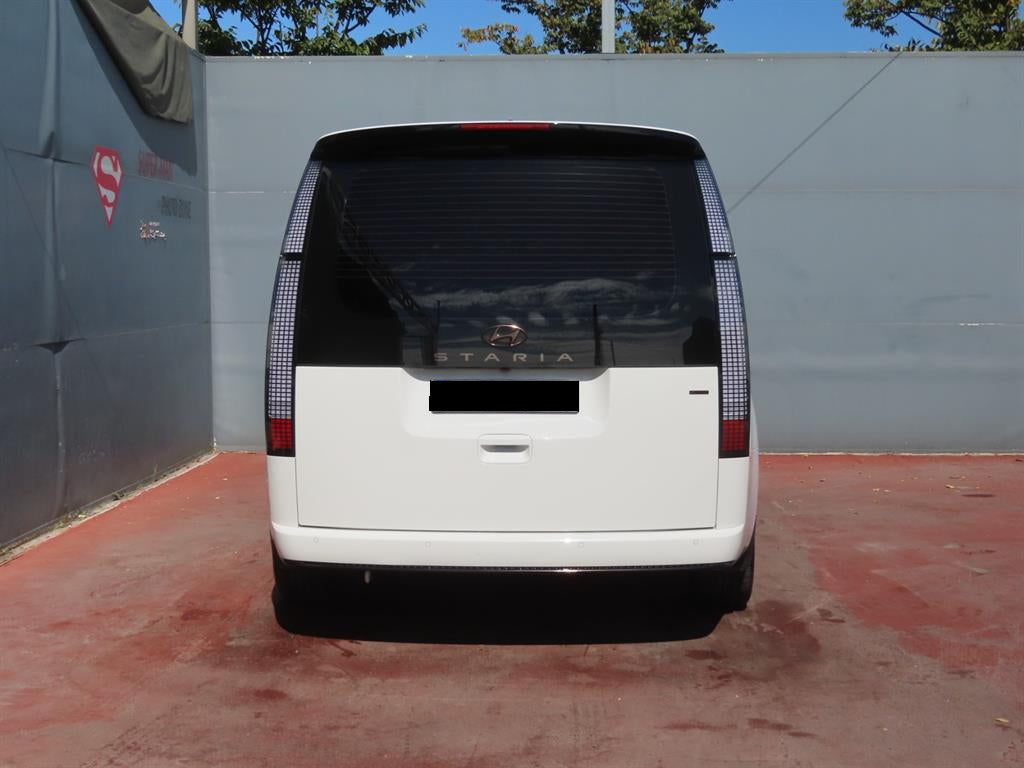 Hyundai Staria — photo 04