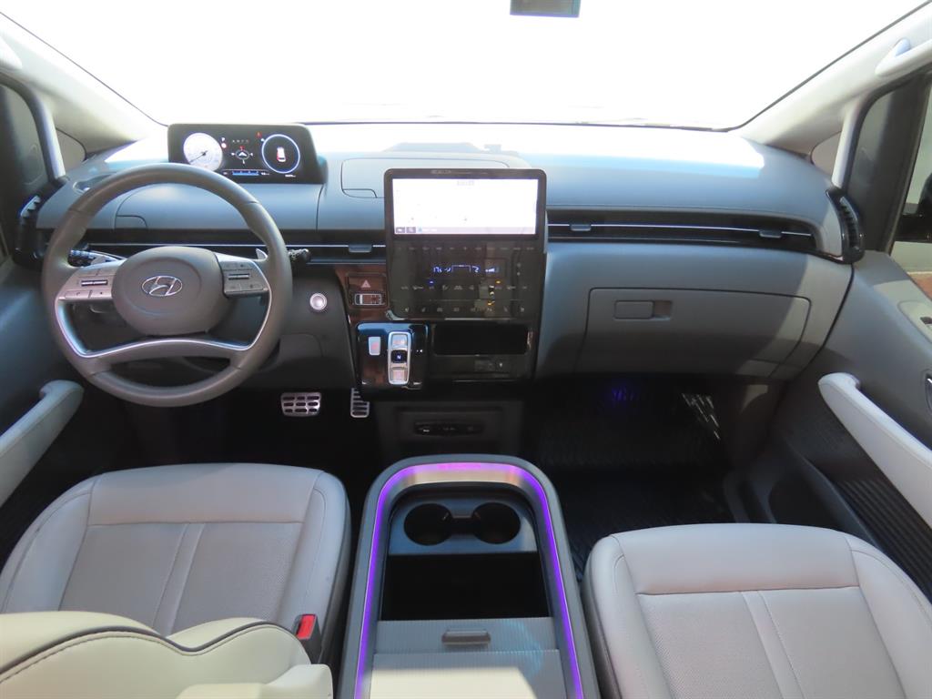 Hyundai Staria — photo 08
