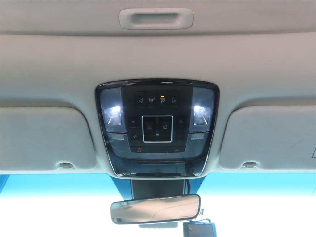 Hyundai Staria — photo 18