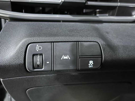 Hyundai Avante — photo 13