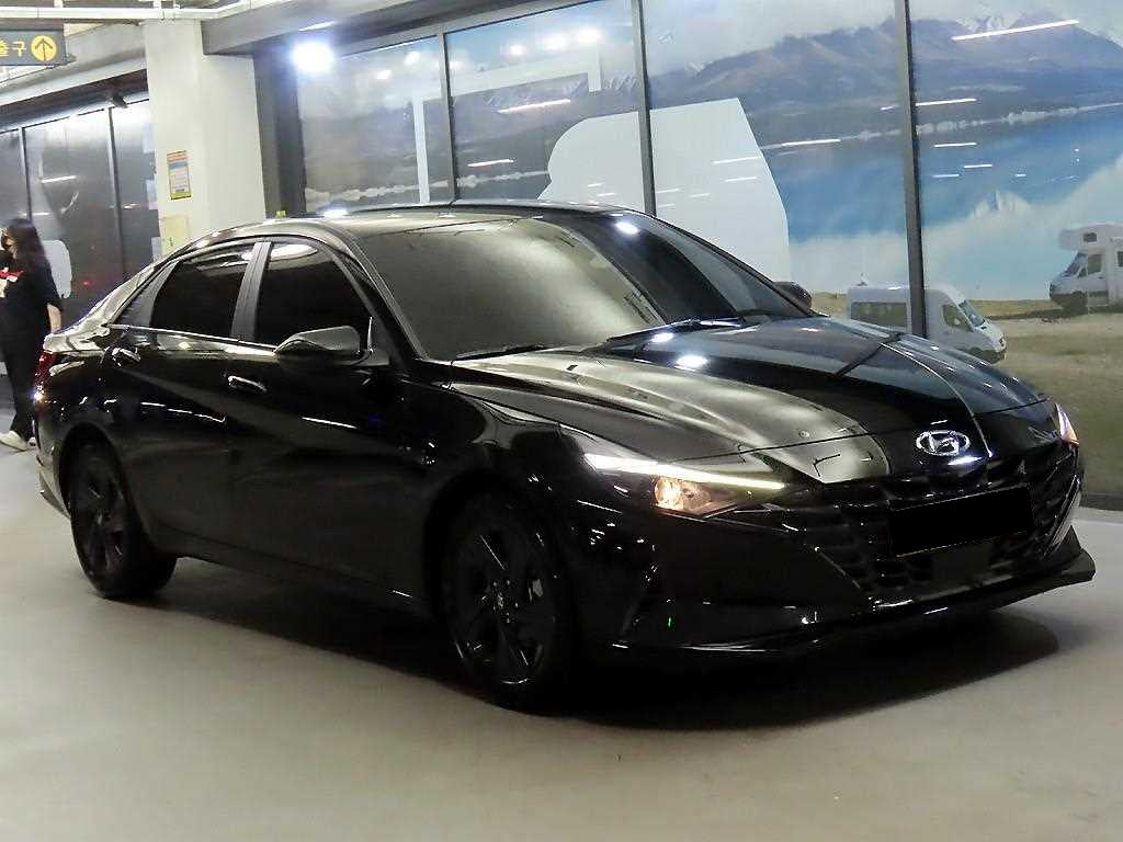 Hyundai Avante — photo 01