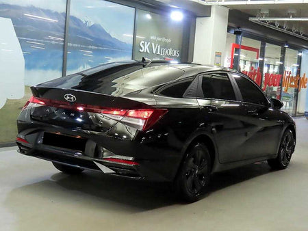 Hyundai Avante — photo 04