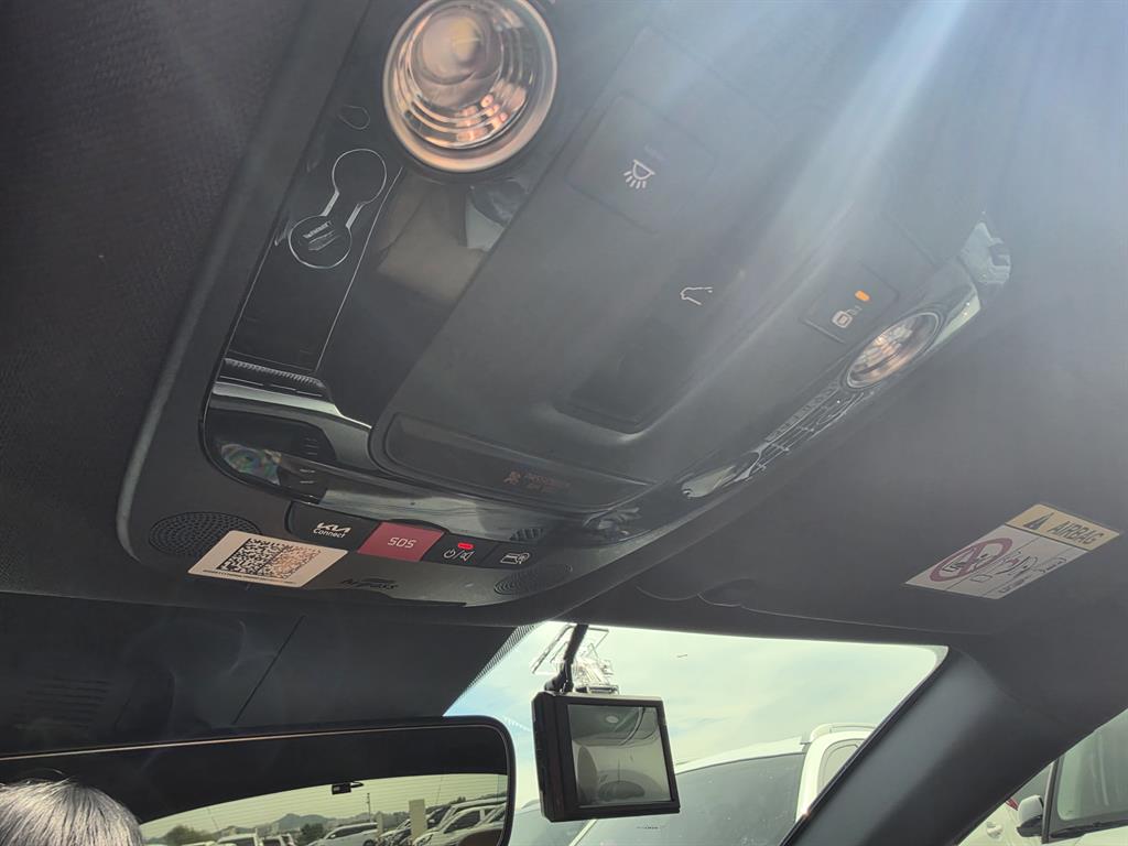 Kia K5 — photo 12
