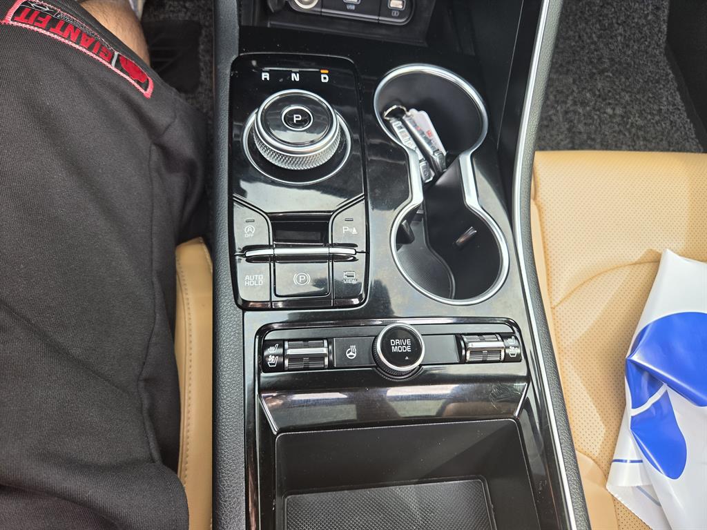 Kia K5 — photo 14