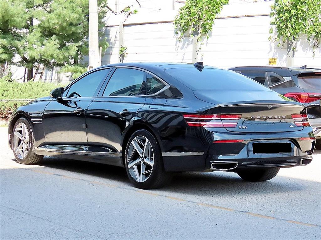 Genesis G80 — photo 03
