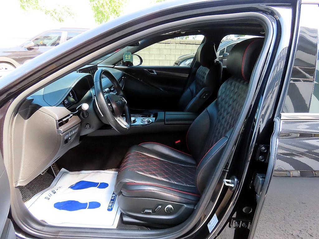 Genesis G80 — photo 05