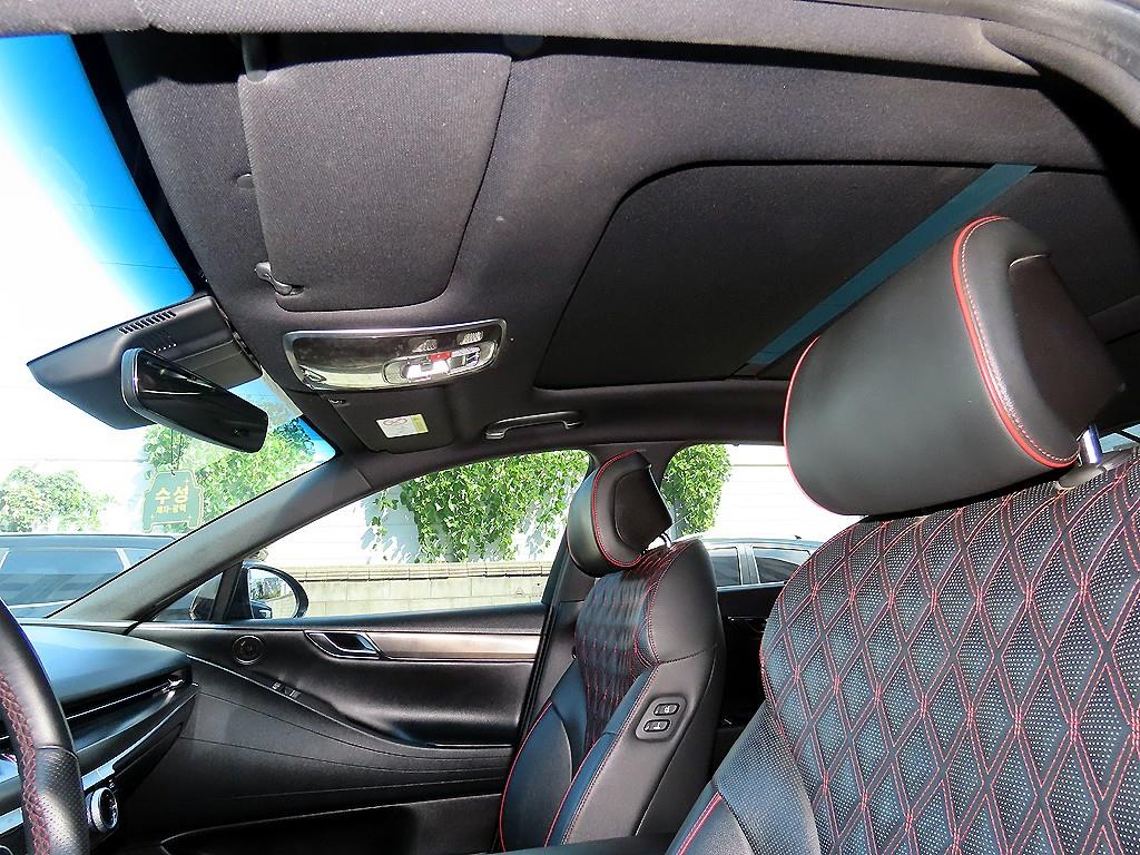 Genesis G80 — photo 16