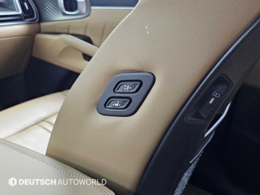 Kia Sorento — photo 18