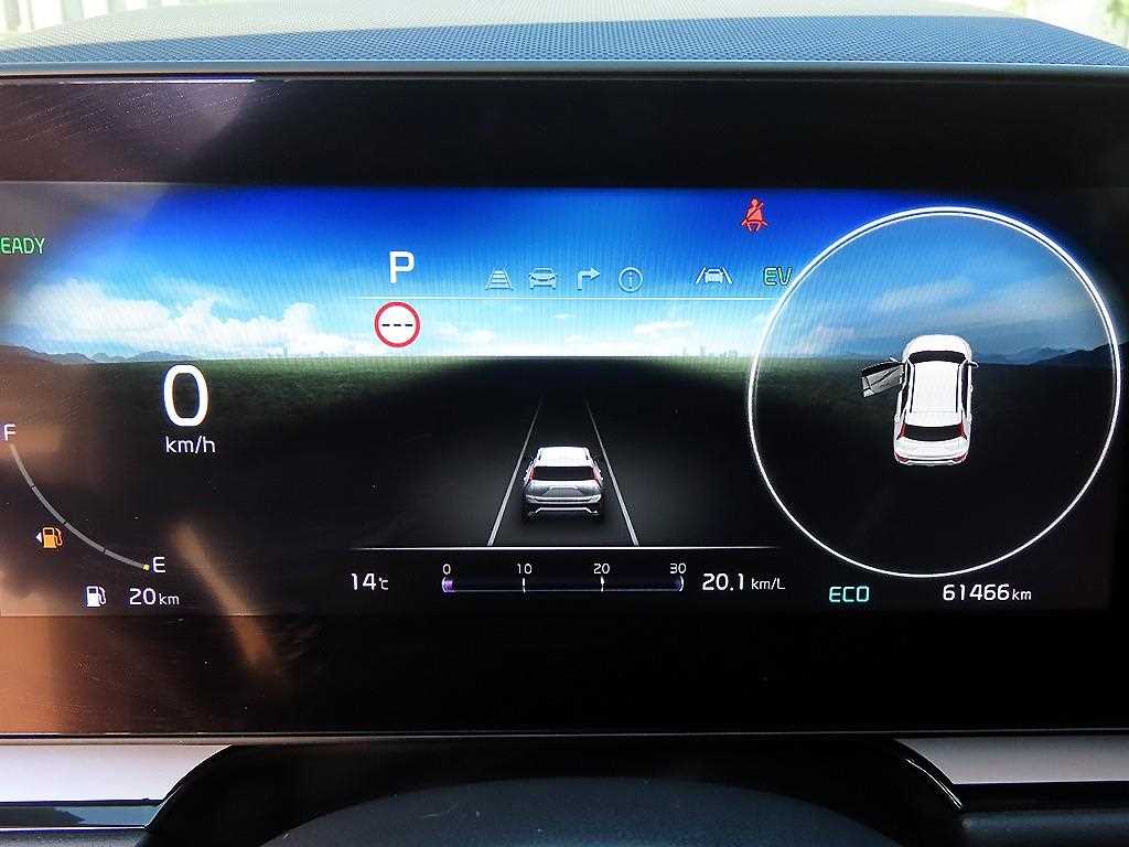 Kia Niro — photo 09