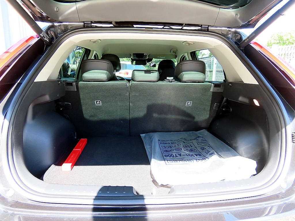 Kia Niro — photo 17