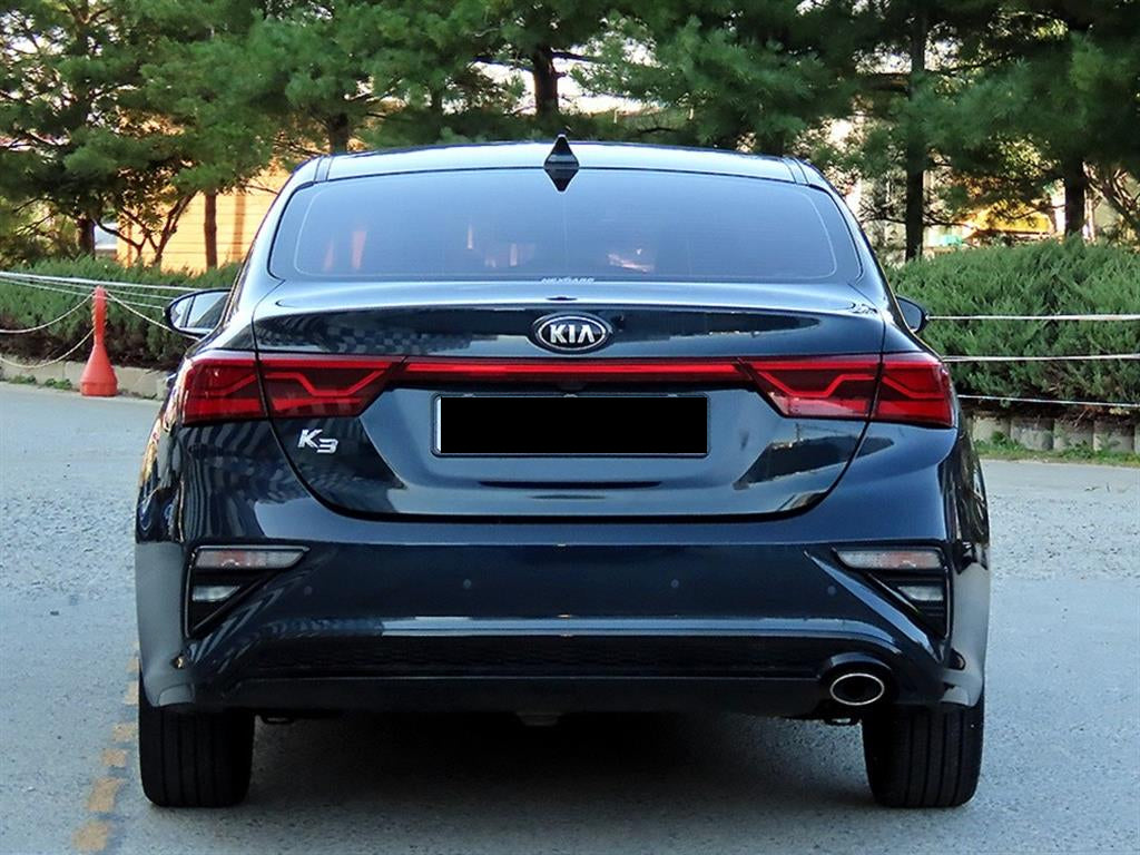 Kia K3 — photo 04
