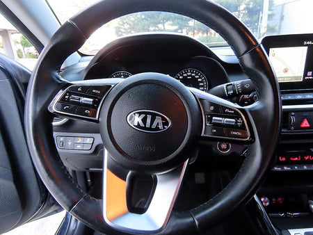 Kia K3 — photo 08