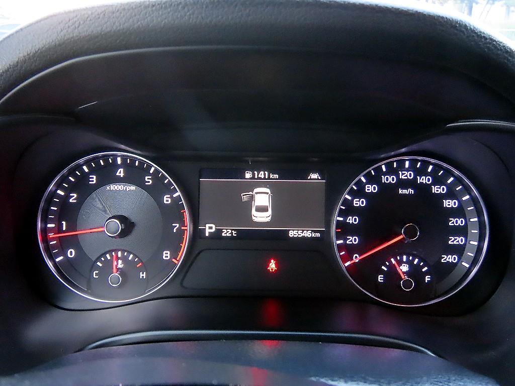 Kia K3 — photo 09