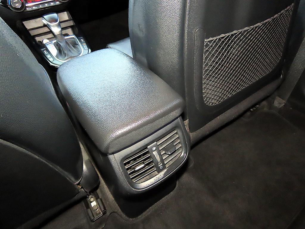 Kia K3 — photo 18