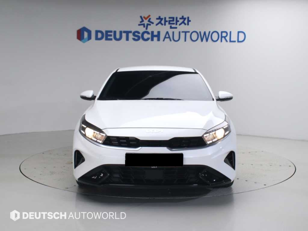 Kia K3 — photo 03