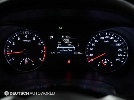 Kia K3 — photo 08