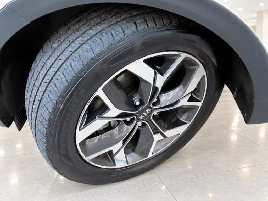 Kia Sportage — photo 20