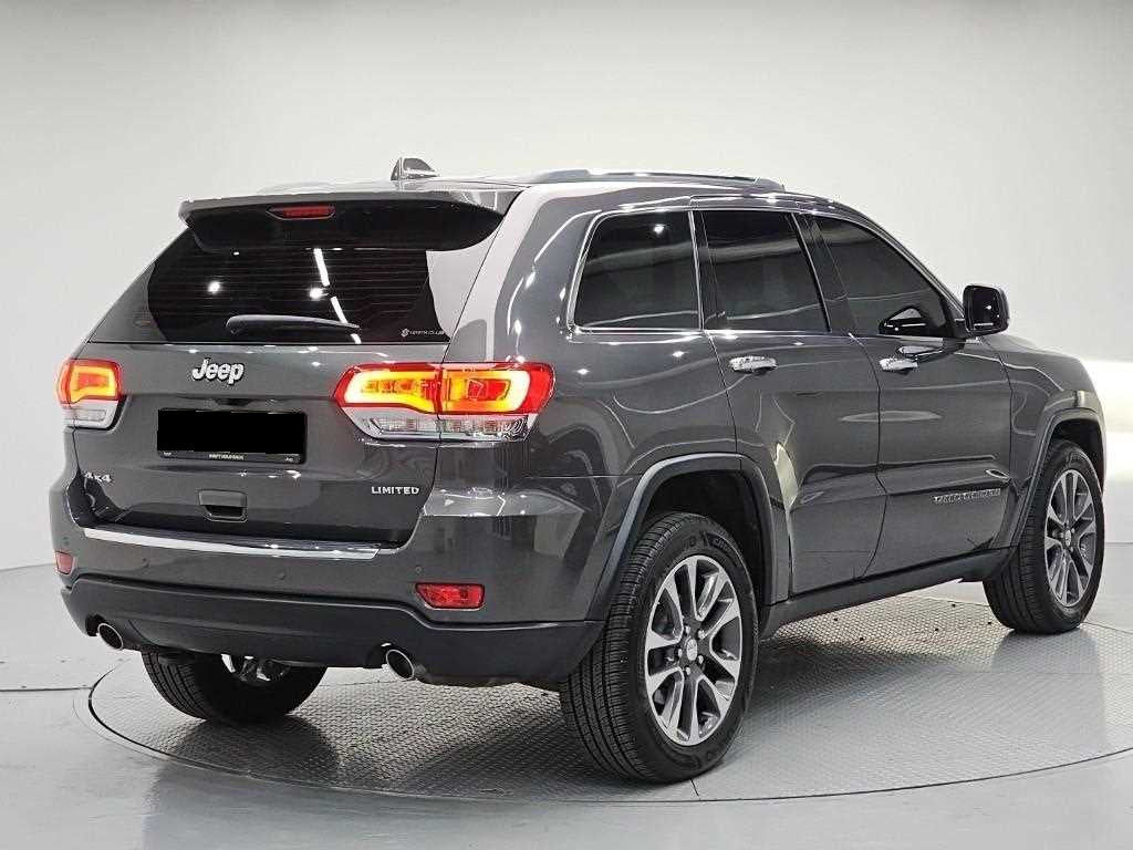 Jeep Cherokee — photo 04