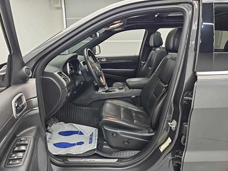 Jeep Cherokee — photo 11