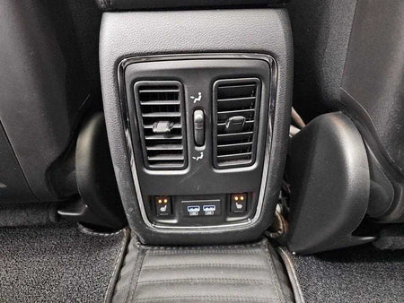 Jeep Cherokee — photo 13