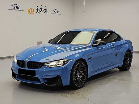 BMW M4 — photo 01