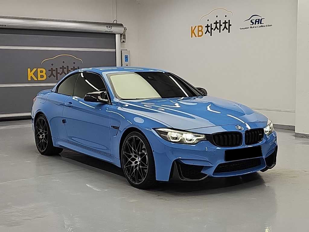 BMW M4 — photo 04