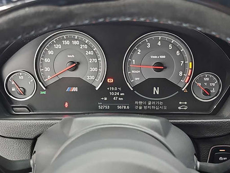 BMW M4 — photo 06