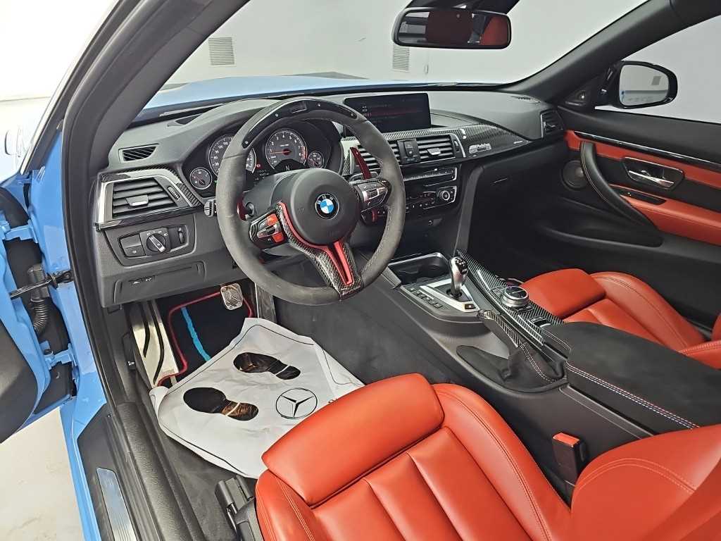 BMW M4 — photo 07