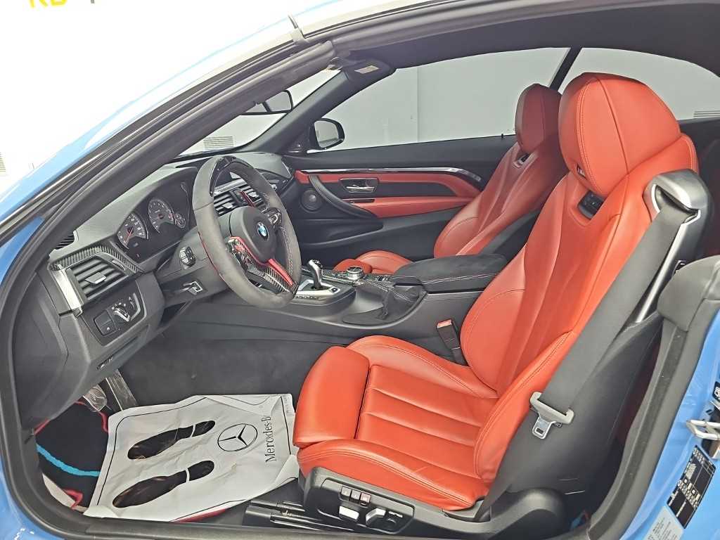 BMW M4 — photo 11