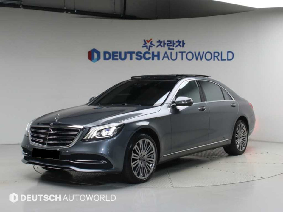 Mercedes-Benz S-Class — photo 01
