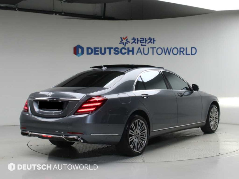 Mercedes-Benz S-Class — photo 02