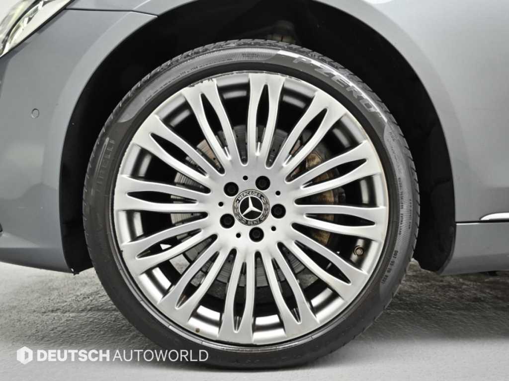 Mercedes-Benz S-Class — photo 05