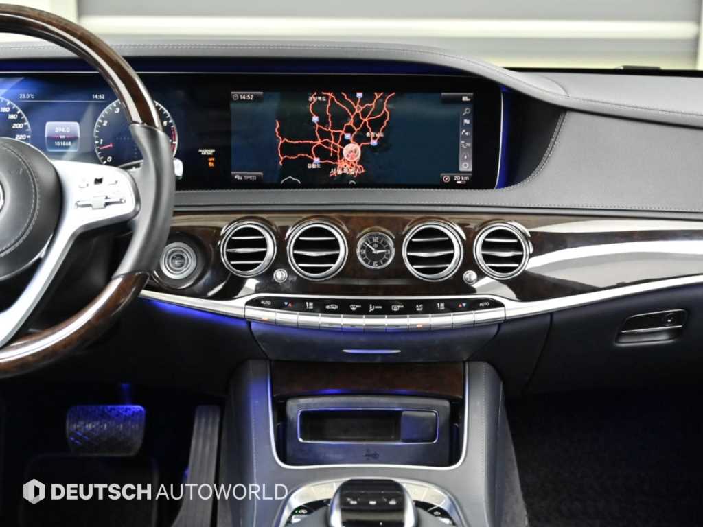 Mercedes-Benz S-Class — photo 14
