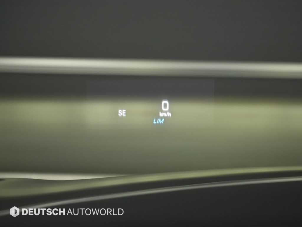 Mercedes-Benz S-Class — photo 17