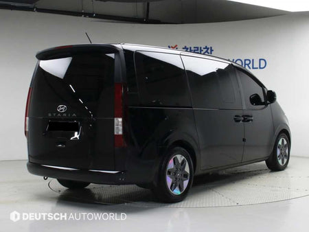Hyundai Staria — photo 02