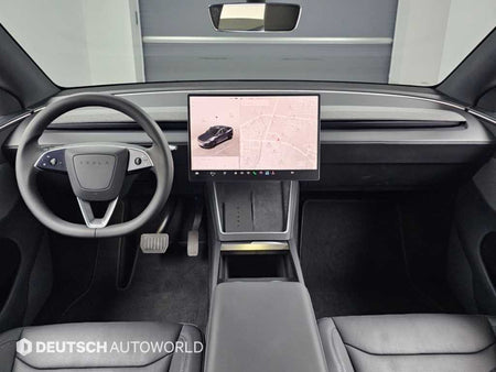 Tesla Model Y — photo 07
