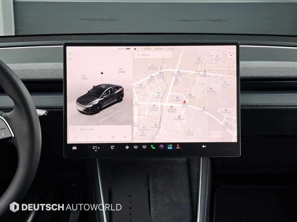 Tesla Model Y — photo 14