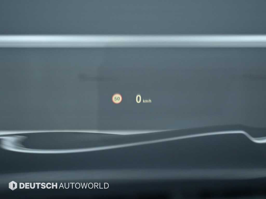 BMW 5-Series — photo 17