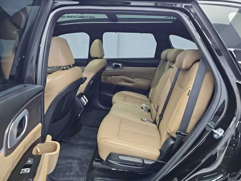 Kia Sorento — photo 12