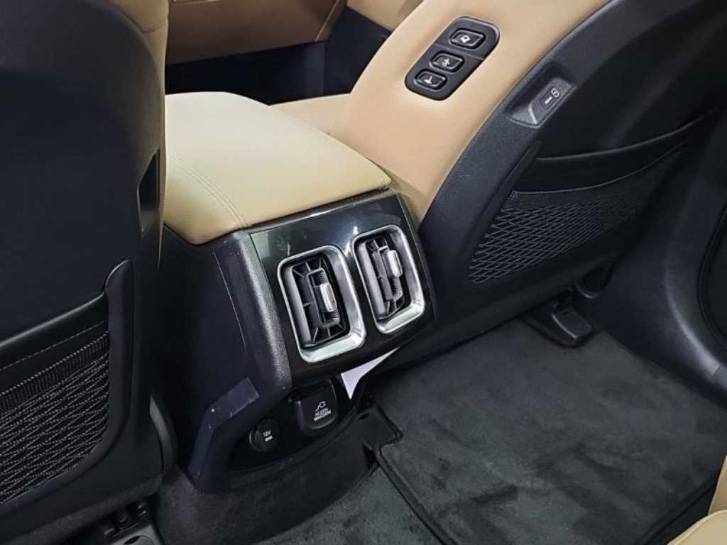 Kia Sorento — photo 13