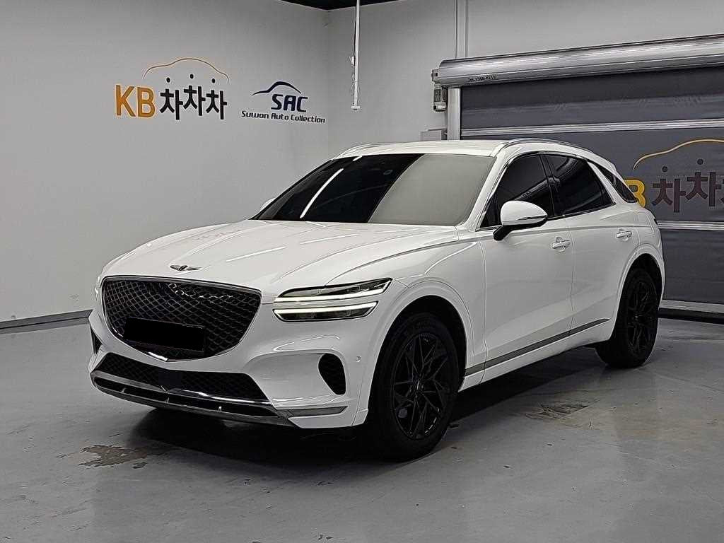 Genesis GV70 — photo 01