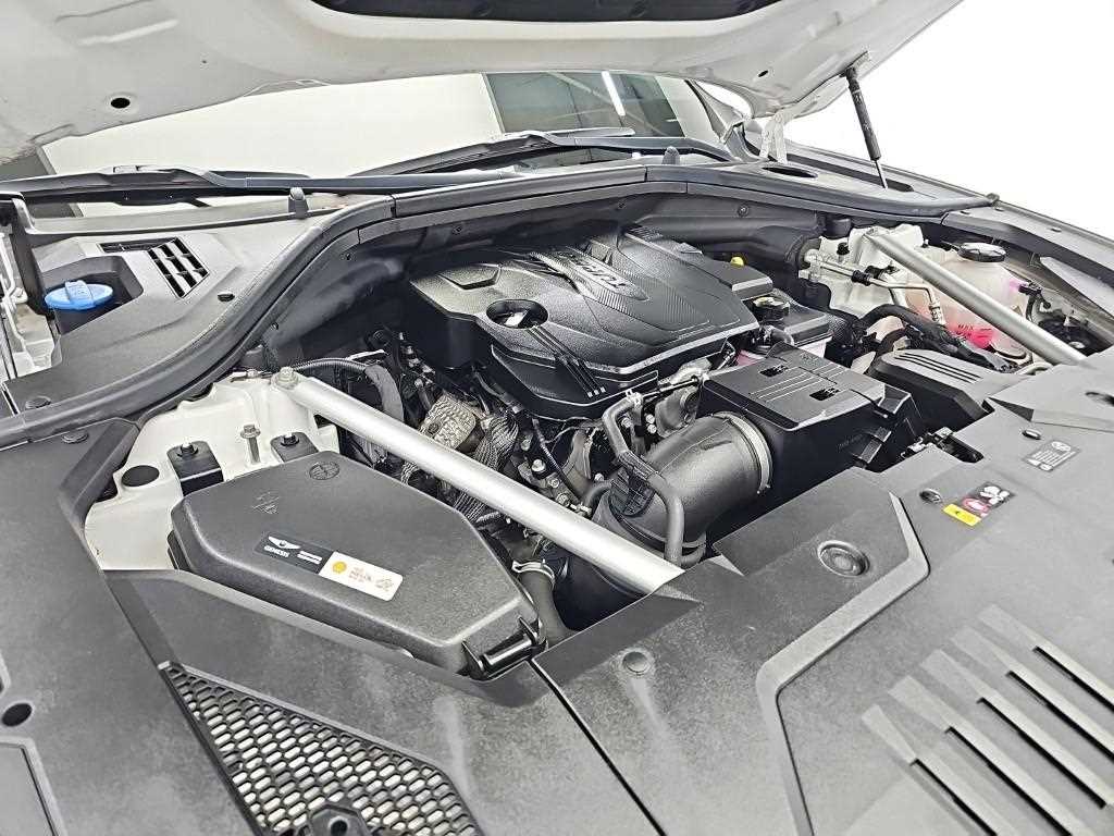 Genesis GV70 — photo 05